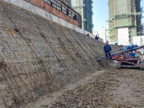 青秀建筑边坡支护