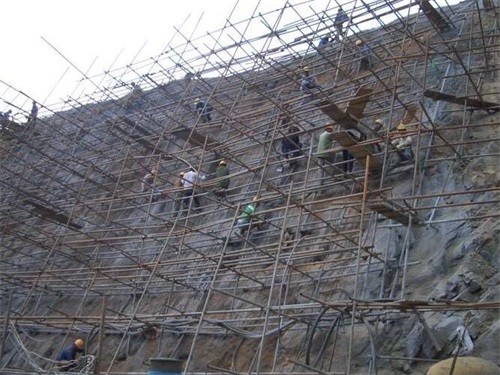 青秀公路桩基检测